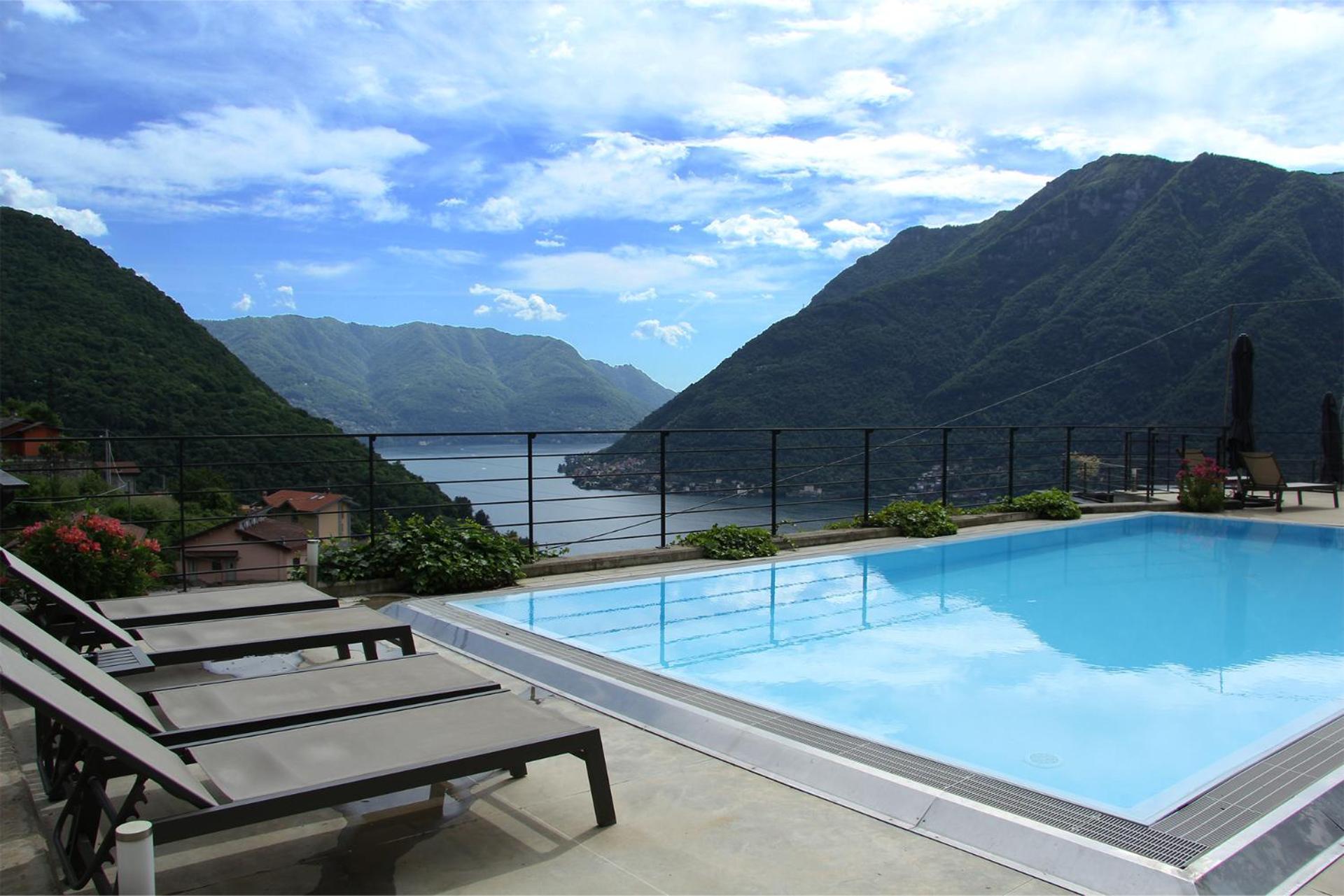 Appartamento Dany Con Vista Lago By Holiday Solutions نيسّو المظهر الخارجي الصورة